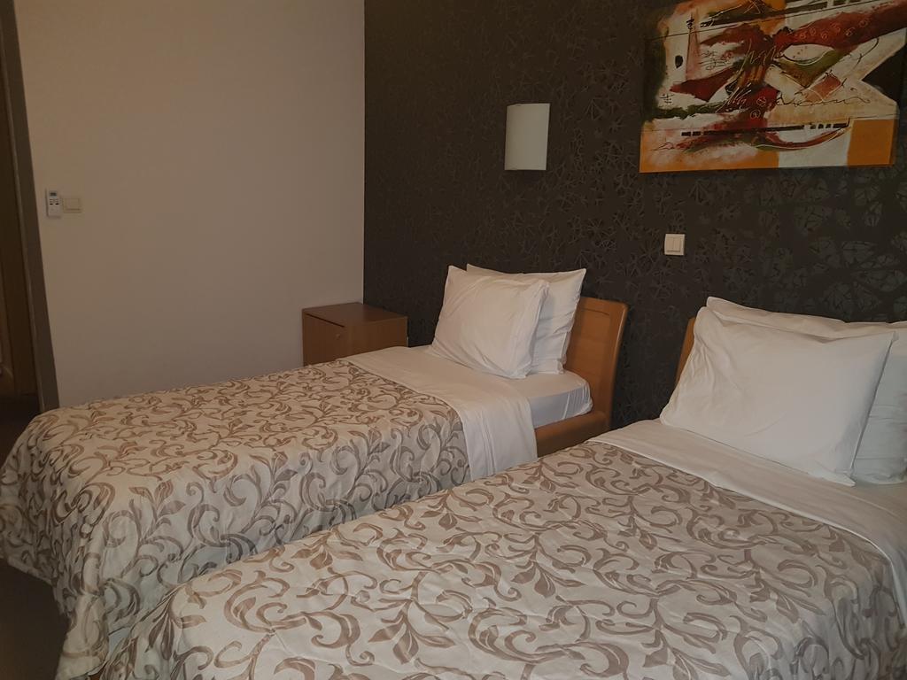 Hotel Dvor Bijelo Polje Exteriör bild