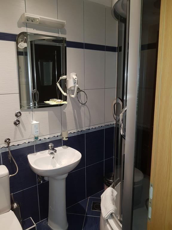 Hotel Dvor Bijelo Polje Exteriör bild